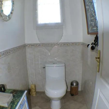 Vakantiehuis Des Garrigues Laroque (Herault)